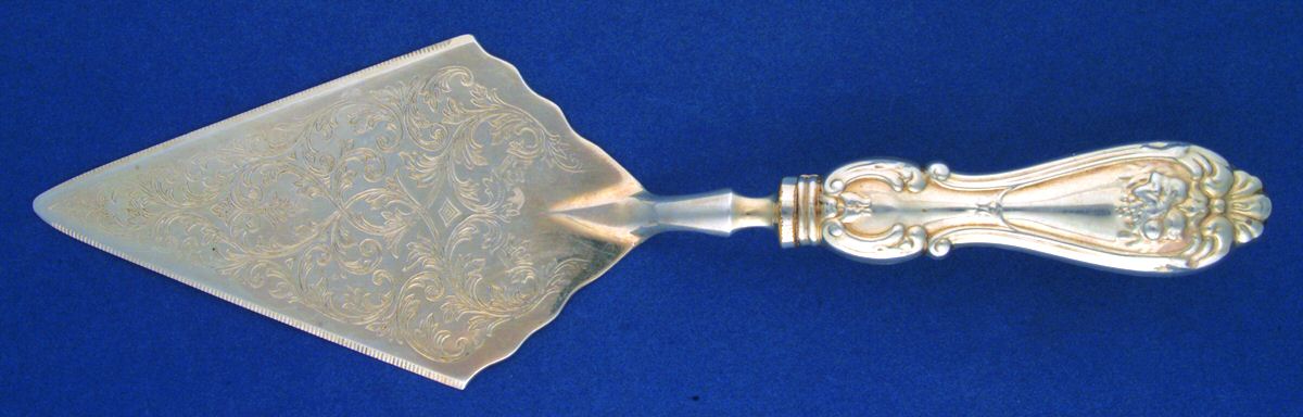 RAM4 (Sterling) Pastry Server with Silverplate Blade by Raimond-1