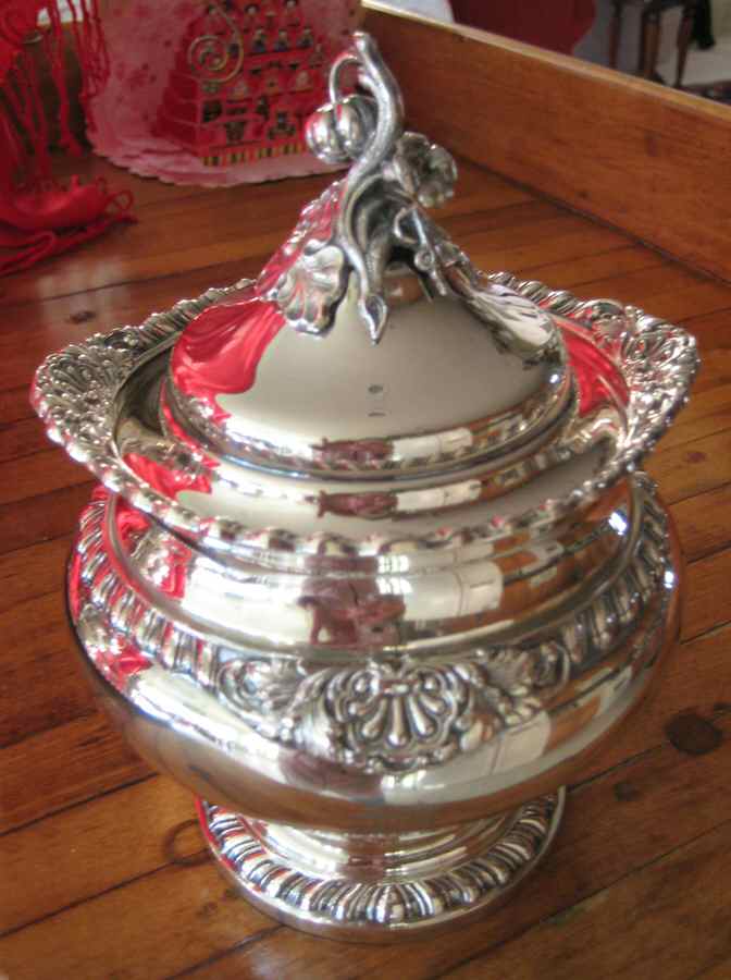 6205 (Silverplate, Hollowware) Sugar Bowl & Lid by Reed & Barton-1