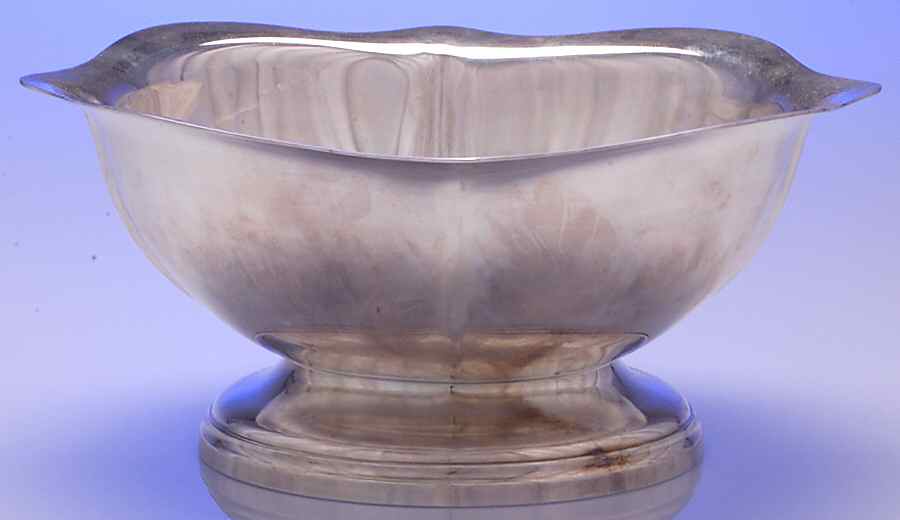 1110 (Silverplate, Hollowware) Pedestal Fruit Bowl by Reed & Barton-1