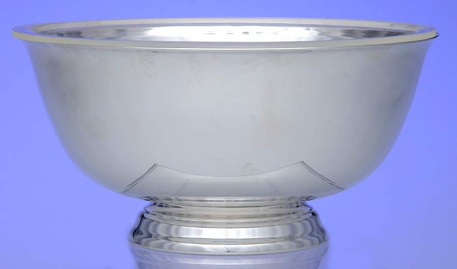 Paul Revere Bowls (Silverplate, Hollowware) 8" Paul Revere Bowl & Plastic Liner by Reed & Barton-1