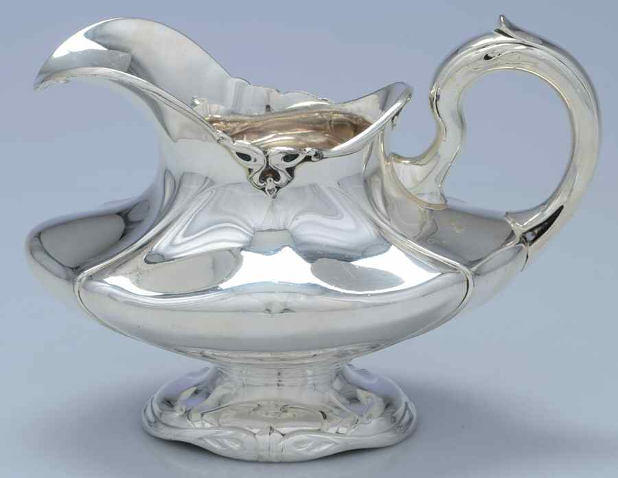 3710 (Silverplate, Hollowware) Creamer by Reed & Barton-1