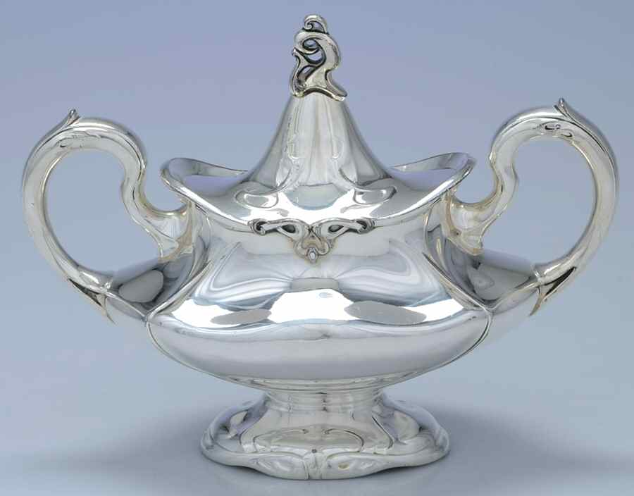 3710 (Silverplate, Hollowware) Sugar Bowl & Lid by Reed & Barton-1