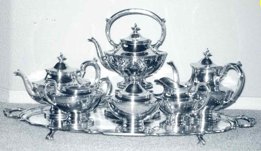 3882 (Silverplate, Hollowware) Kettle, Stand & Burner by Reed & Barton-1