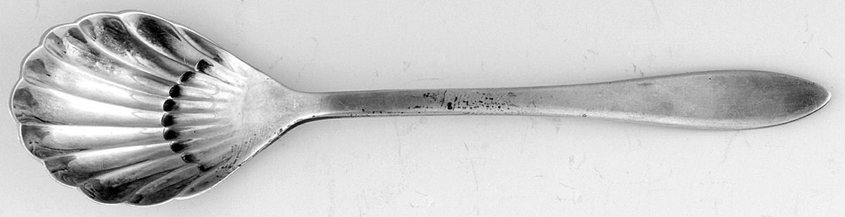 RDS154 (Sterling) Sugar Shell Spoon by Reed & Barton-1