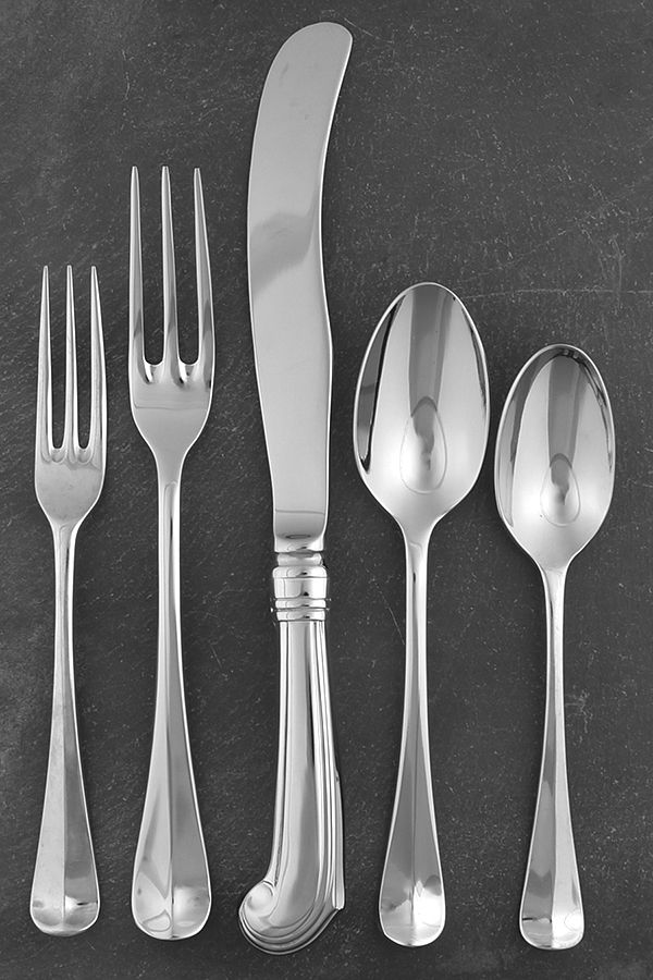 Williamsburg Royal Scroll (Stainless) 5 Piece Place Setting by Reed & Barton-1