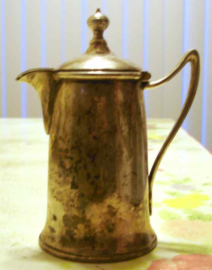 01670 (Silverplate, Hollowware) Syrup Pitcher with Hinged Lid by Reed & Barton-1