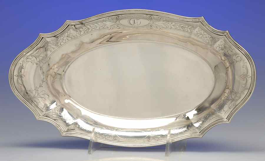 Hepplewhite-Engrv (Strl, Hlwr, Floral Band) 12" Bread Tray by Reed & Barton-1