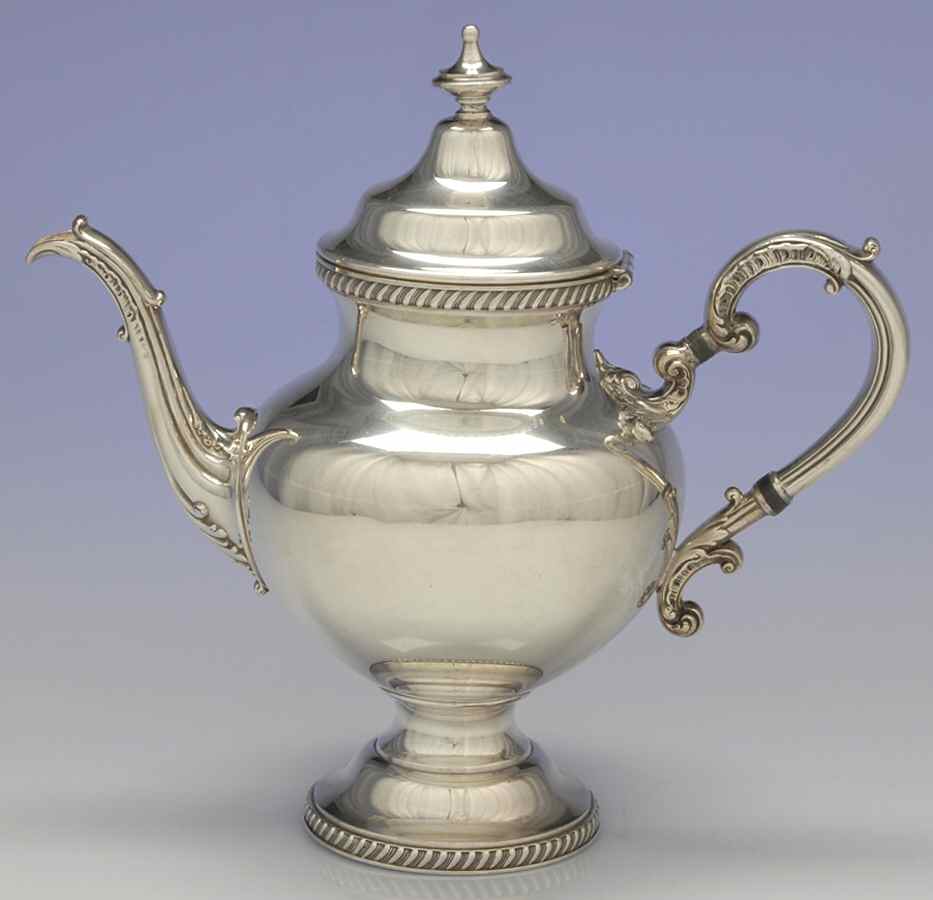 5200A-Plain (Silverplate, Hollwware) Silverplate Coffee Pot by Reed & Barton-1