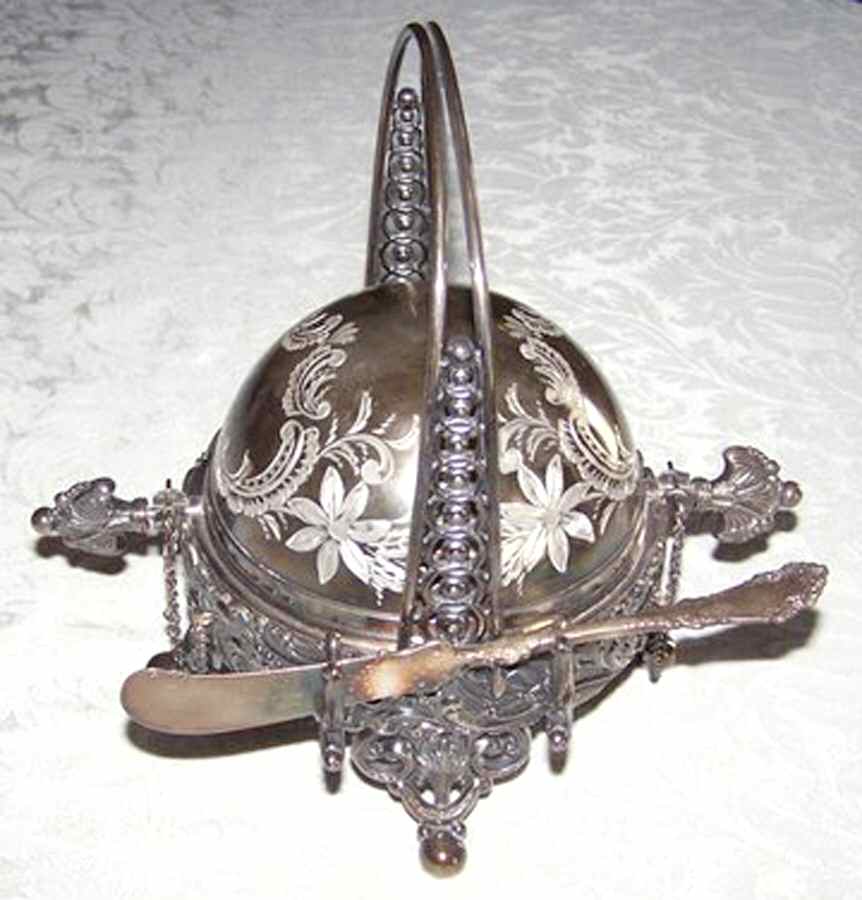 5083 (Silverplate, Hollowware) Plated Covered Round Butter by Rogers Smith-1