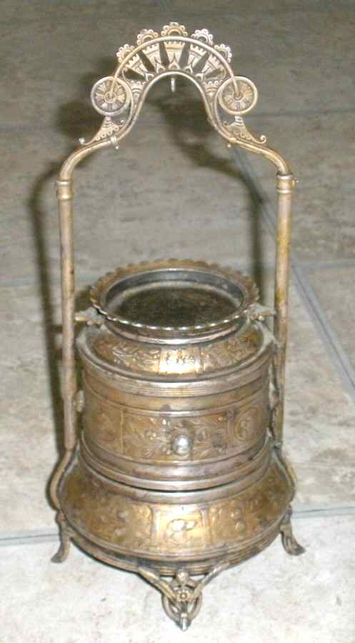 320 (Silverplate, Hollowware) Handled Jewelry Box by Reed & Barton-1