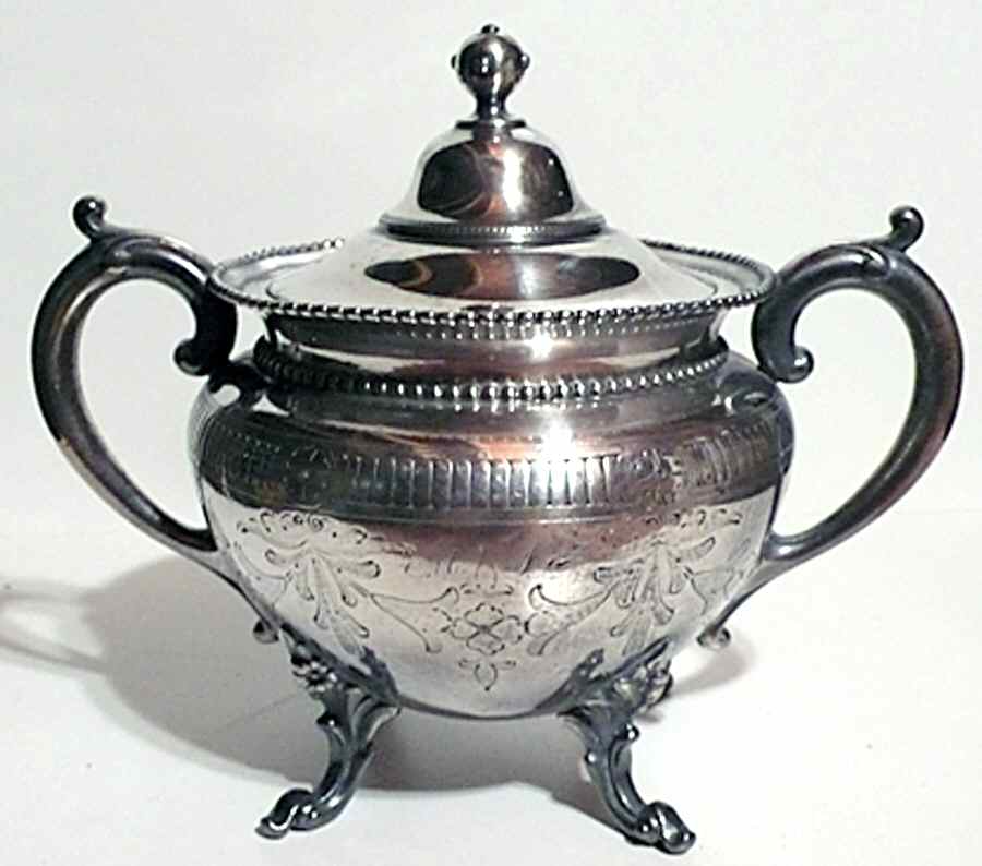 2053 (Silverplate, Hollowware, Floral) Sugar Bowl & Lid by Reed & Barton-1