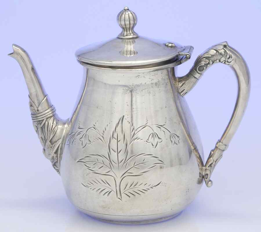 01008 (Silverplate, Hollowware) Tea Pot by Royal Manufacturing-1