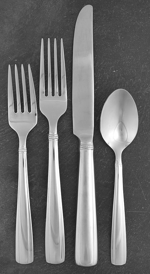 Andover Pearl (Stainless) 4 Piece Place Setting by Reed & Barton-1