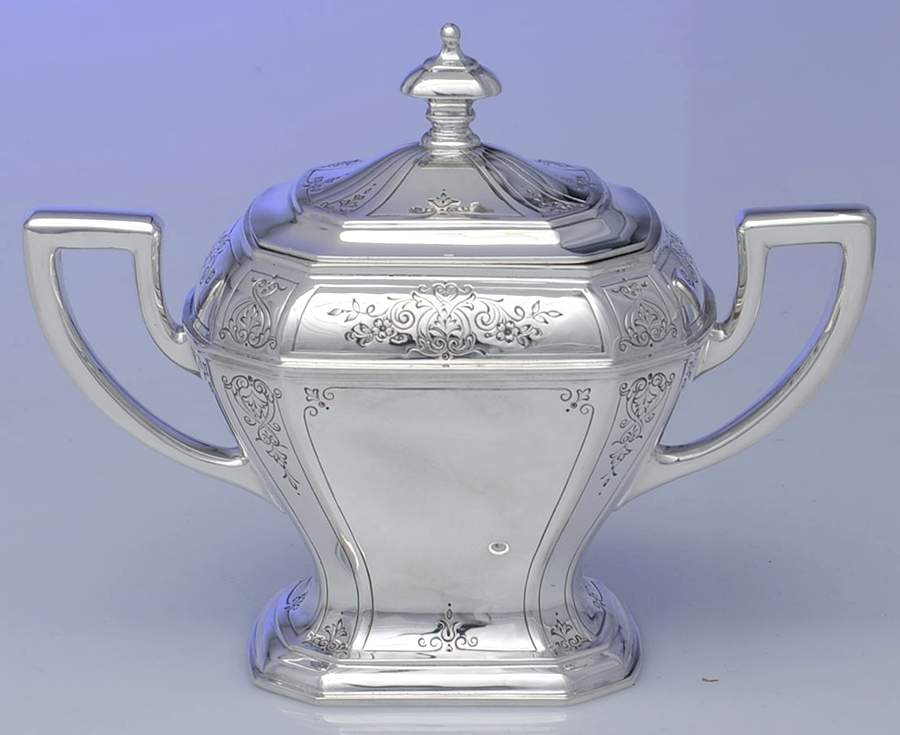 Greenwich (Sterling, Hollowware) Sugar Bowl & Lid by Reed & Barton-1