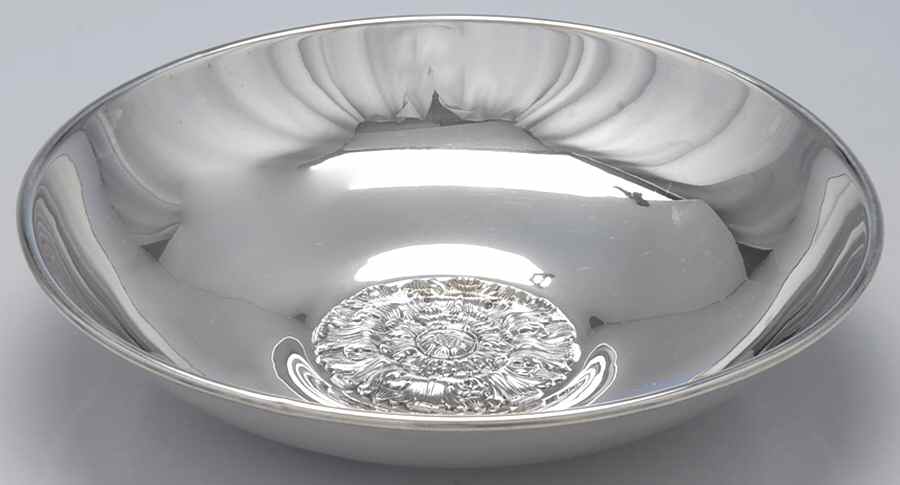 X432 (Sterling, Hollowware) 10" Round Bowl by Reed & Barton-1