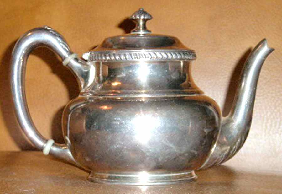 3361(Silverplate, Hollowware) Mini Teapot by Reed & Barton-1