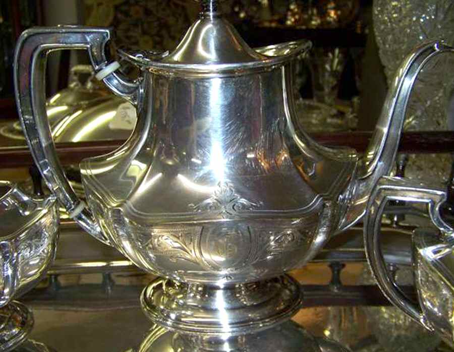 3953 (Silverplate, Hollowware) Silverplate Coffee Pot by Reed & Barton-1