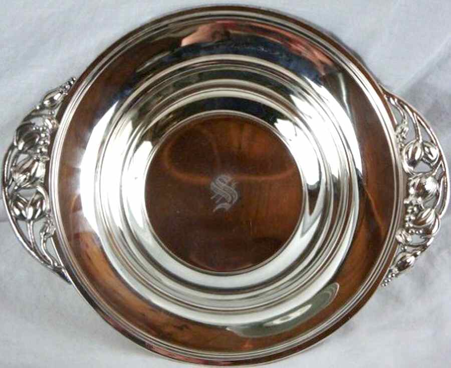 1206 (Silverplate, Hollowware) Solid Bon Bon Spoon with Pierced Bowl by Reed & Barton-1