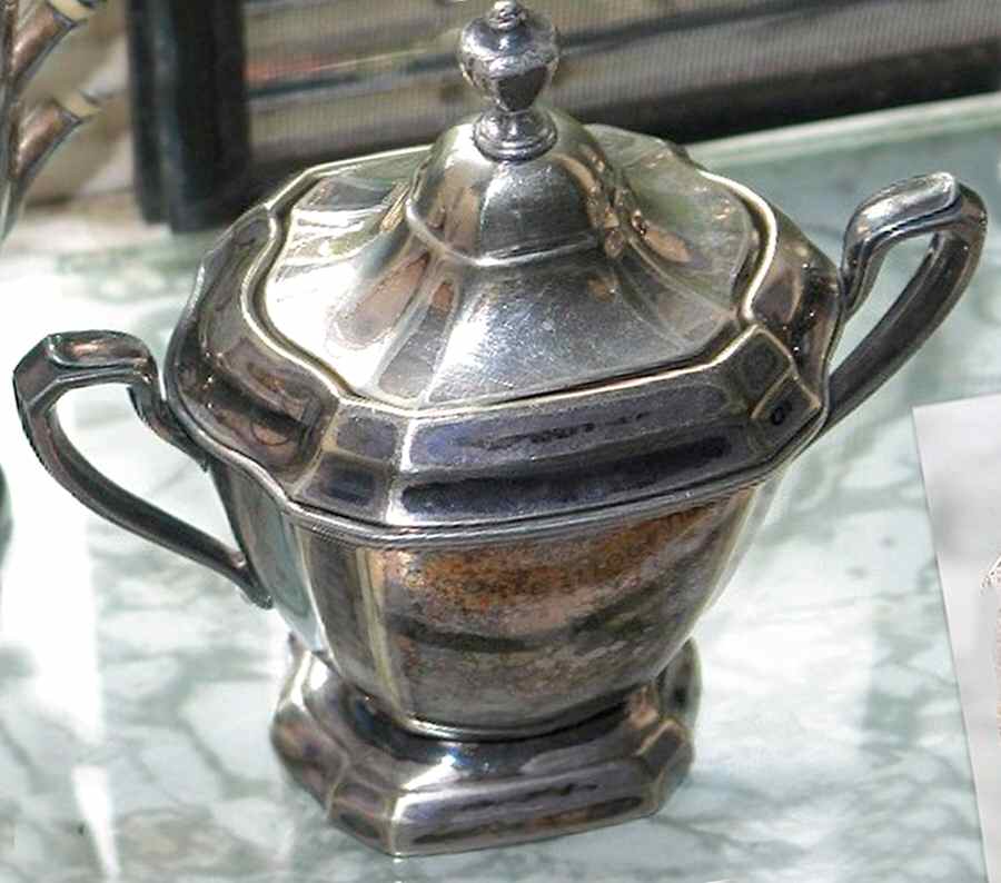 404 (Silverplate, Hollowware) Sugar Bowl & Lid by Reed & Barton-1