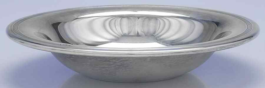 Ambassador Collection (Silverplate, Hollowware) 10" Round Vegetable Bowl by Reed & Barton-1