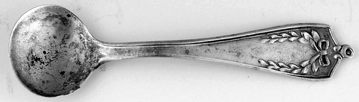 RWV6 (Sterling) Individual Salt Spoon by Roger Williams-1