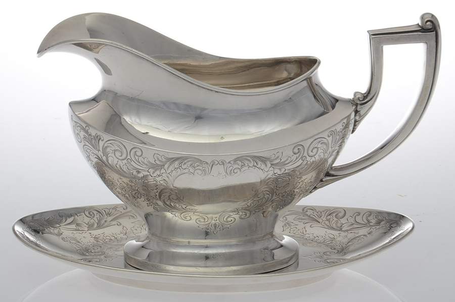 450 (Sterling, Hollowware) Gravy Boat & Underplate by Reed & Barton-1