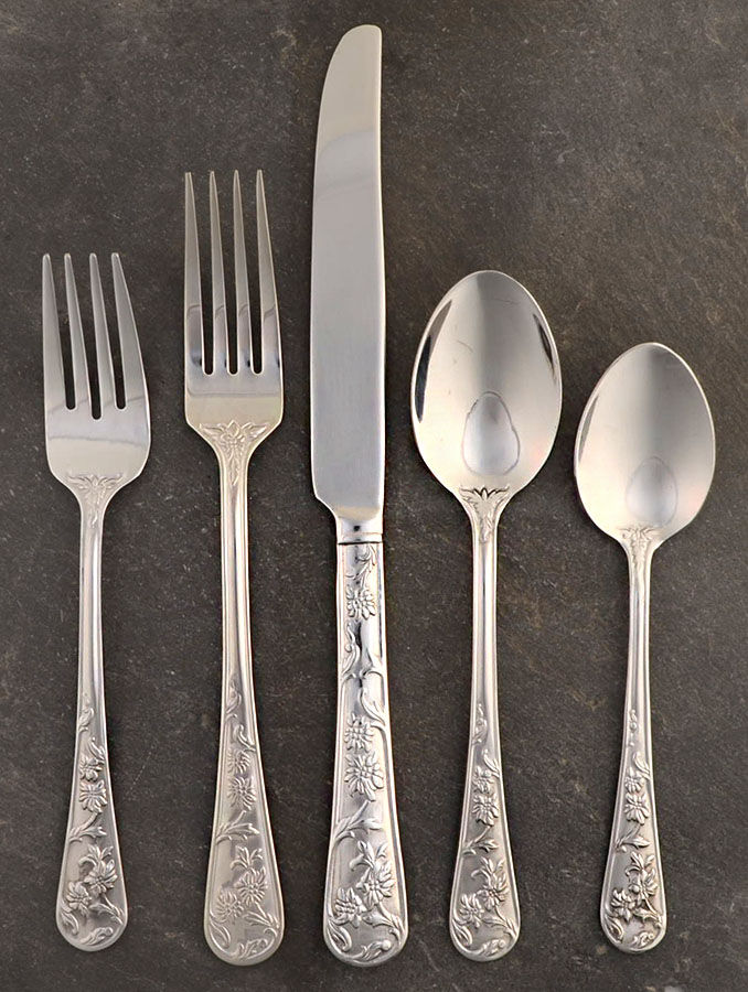 Queen's Garden (Stainless) 5 Piece Place Setting by Reed & Barton-1