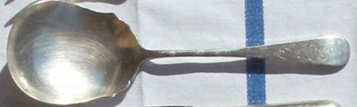 Old English (Sterling) Solid Smooth Berry/Casserole Spoon by Roberts & Belk-1
