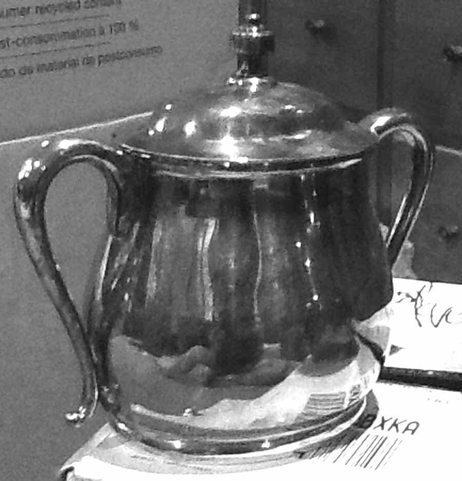 1750 (Silverplate, Hollowware) Sugar Bowl & Lid by Reed & Barton-1