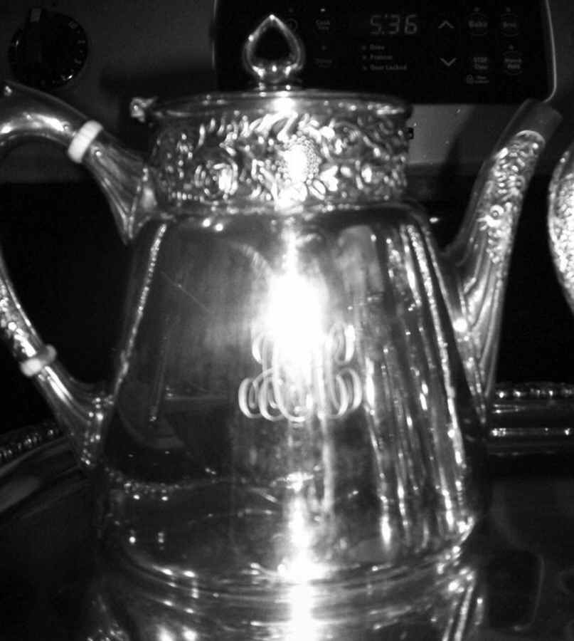 1390 (Silverplate, Hollowware) Silverplate Coffee Pot by Reed & Barton-1