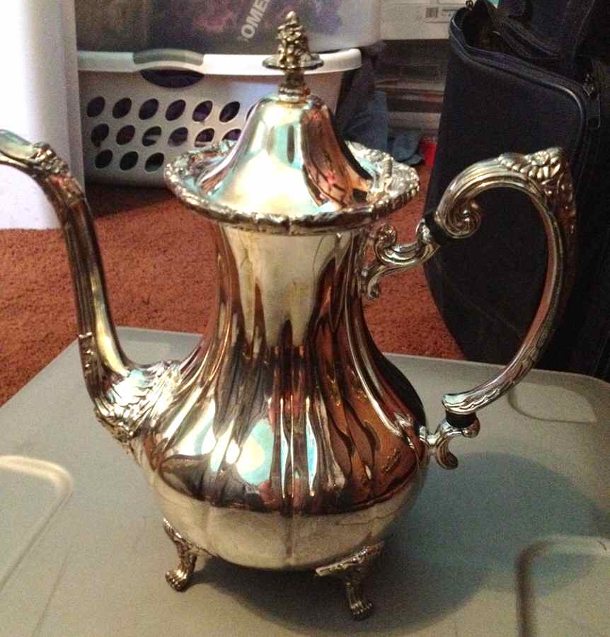 RDS206 (Silverplate, Hollowware) Silverplate Coffee Pot by Reed & Barton-1