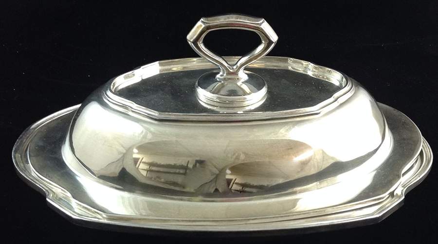 4040 (Silverplate, Hollowware) Oval Covered Vegetable by Reed & Barton-1