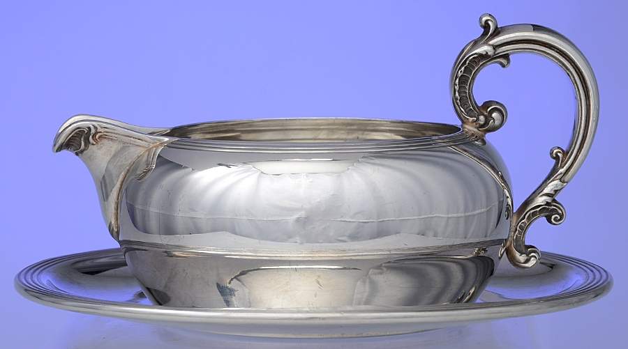 1000-2 (Silverplate, Hollowware) Plated Sauce Boat with Underplate by Reed & Barton-1