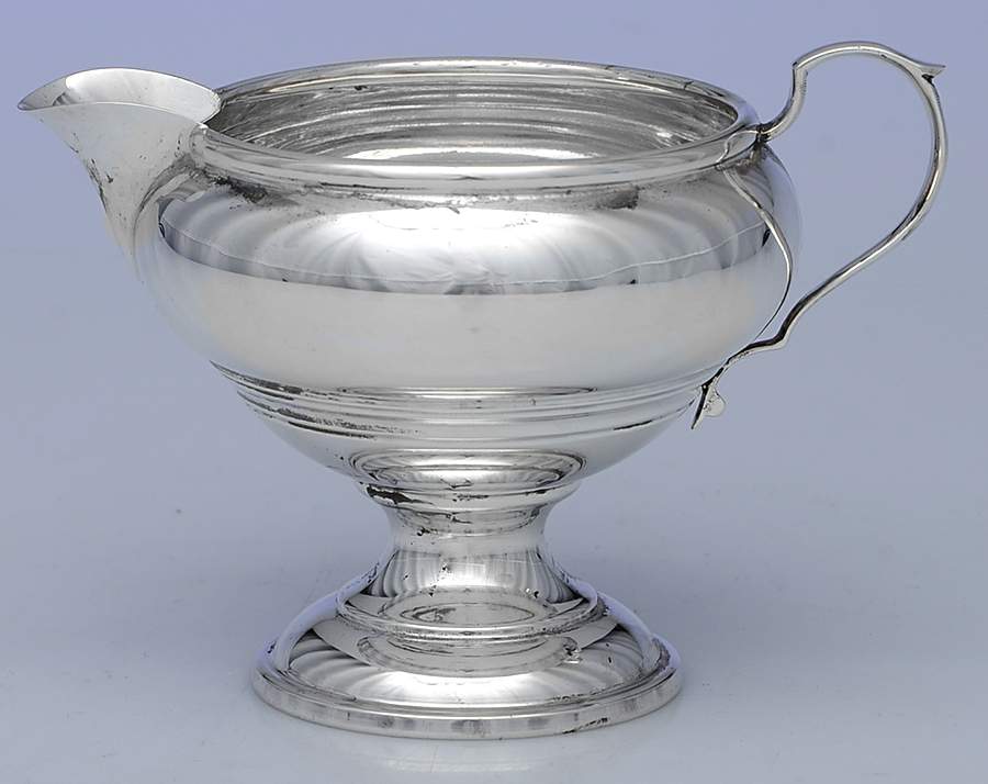 2539 (Sterling, Hollowware) Creamer by Redlich-1