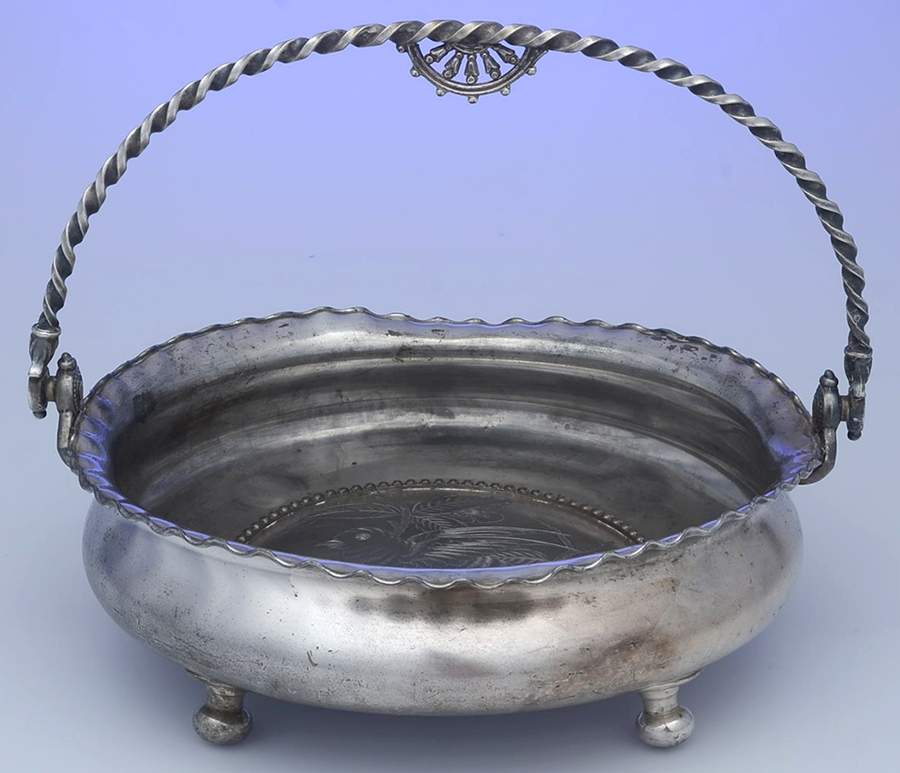 1873 (Silverplate, Hollowware) Ruffled 4-Toed Handled Basket by Rockford Silver Plate Co-1