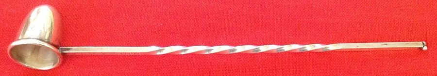 X1015 (Sterling) Solid Flat Handled Candle Snuffer by Reed & Barton-1