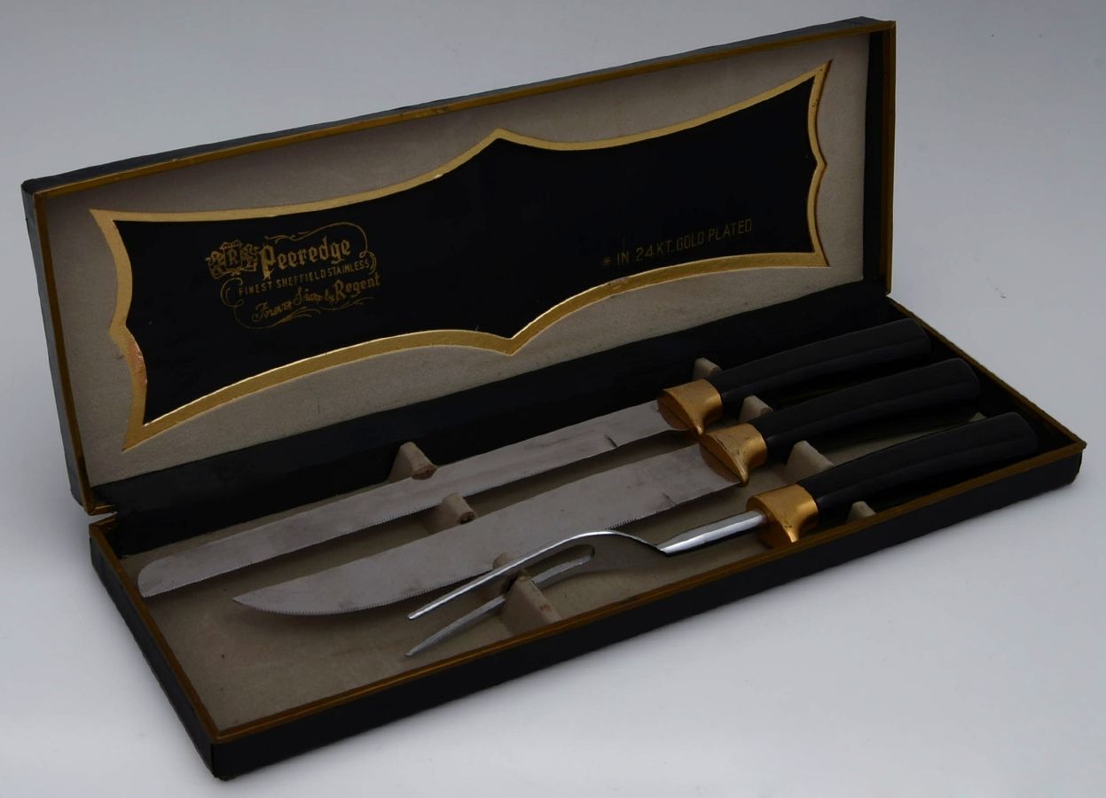 Peeredge-Black (Stainless) (3pc) Carving Set w/Case(Ham & Carving Knife&Fork) by Regent Sheffield-1