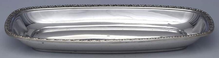 202A (Silverplate, Hollowware) 12" Bread Tray by Reed & Barton-1
