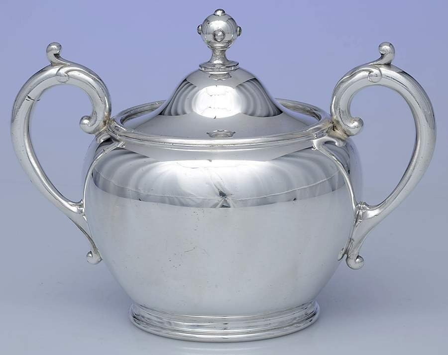 3770 (Silverplate, Hollowware) Sugar Bowl & Lid by Reed & Barton-1