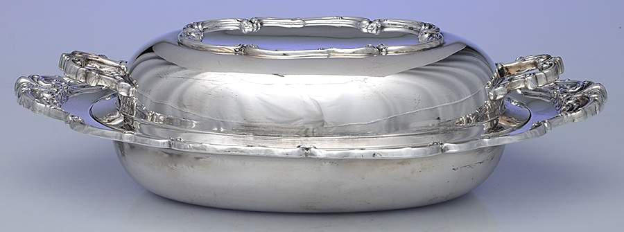 218 (Silverplate, Hollowware) 12" Footed Cake Plate by Reed & Barton-1