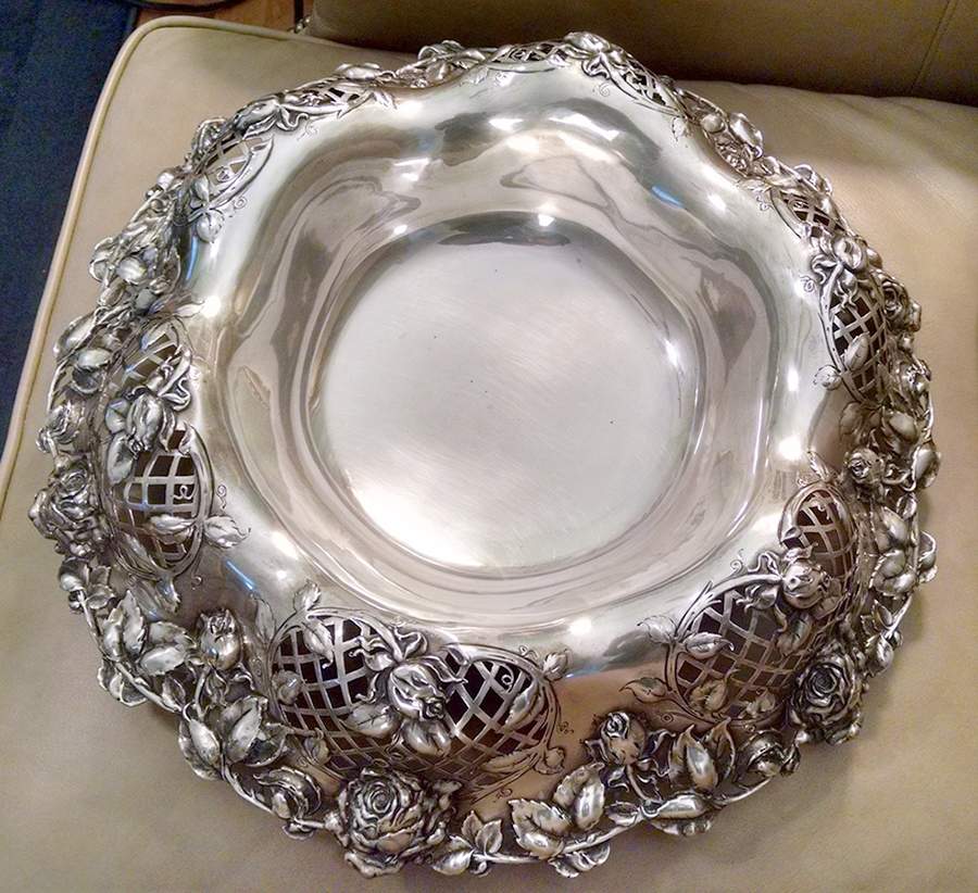 4638 (Sterling, Hollowware) 16" Round Footed Centerpiece by Redlich-1