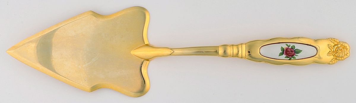 RDF21 (Gold Electroplate) Pie & Cake Server with Stainless Blade by Royal Doulton-1
