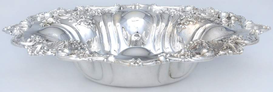 5164 (Sterling, Hollowware) 11" Round Vegetable by Redlich-1