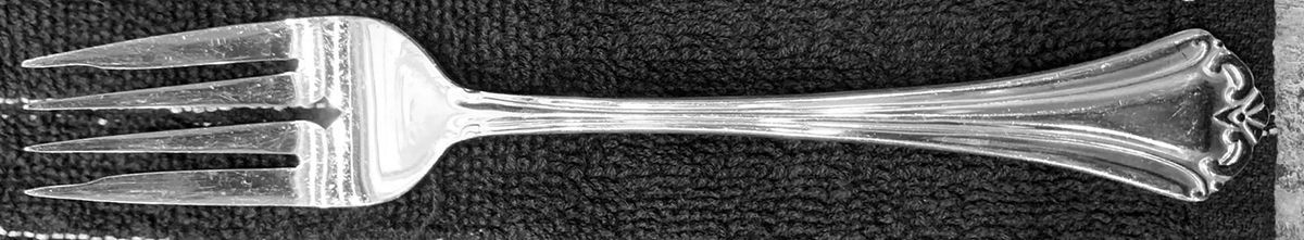 RDF28 (Stainless) Individual Salad Fork by Royal Doulton-1