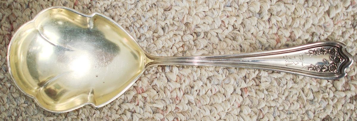 Blossom (Sterling) Small Solid Berry/Casserole Spoon by Saart Brothers-1