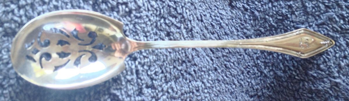 Hendrick Hudson (Sterling, 1912) Pierced Bowl Short Handle Olive Spoon by Saart Brothers-1