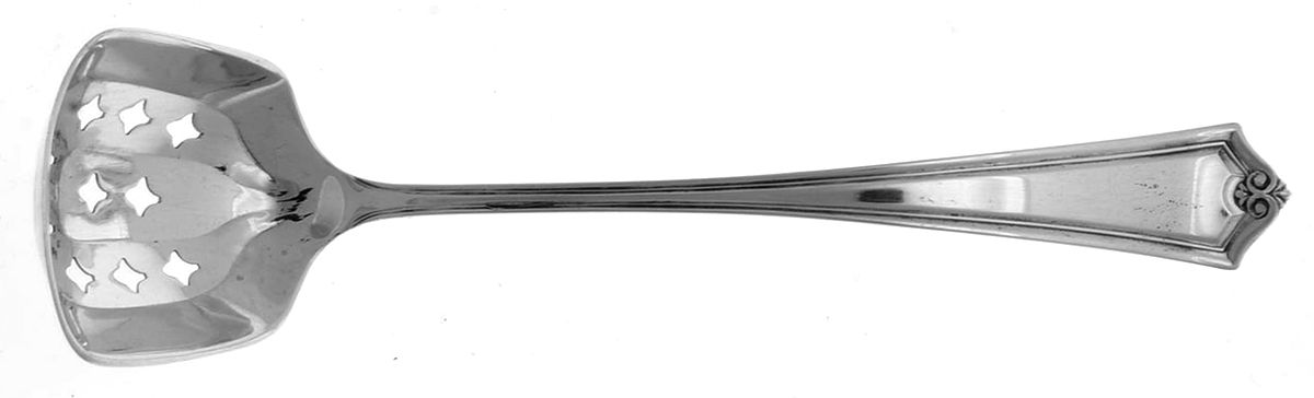 Potomac (Sterling, 1930, No Monograms) Pierced Sugar Serving Ladle by Saart Brothers-1