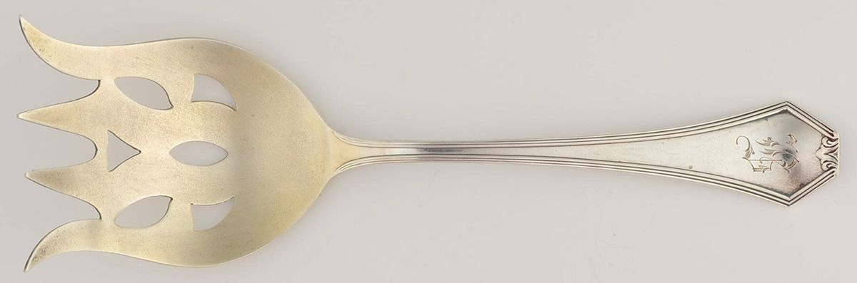 Simplicity (Sterling) Small Solid Fish Serving Fork by Saart Brothers-1