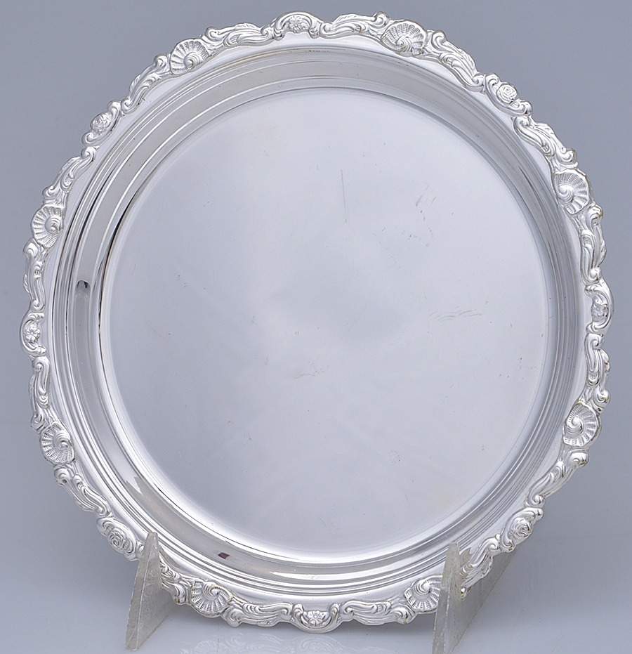 Silverplate Hollowware 7" Round Tray by Sheridan Silver Co-1