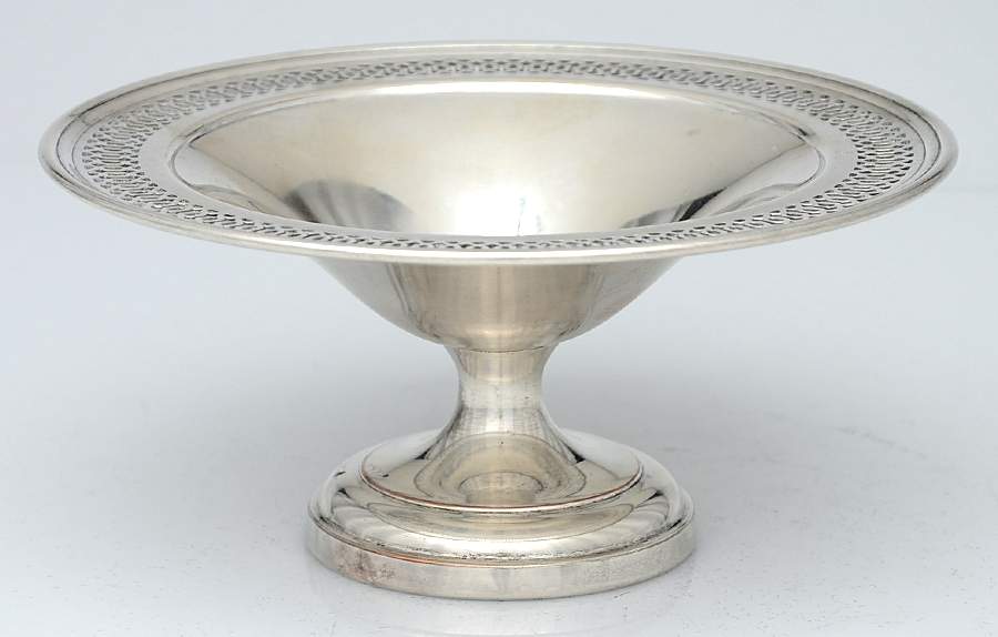Silverplate Hollowware Round Compote (Height X Width) by Sheridan Silver Co-1